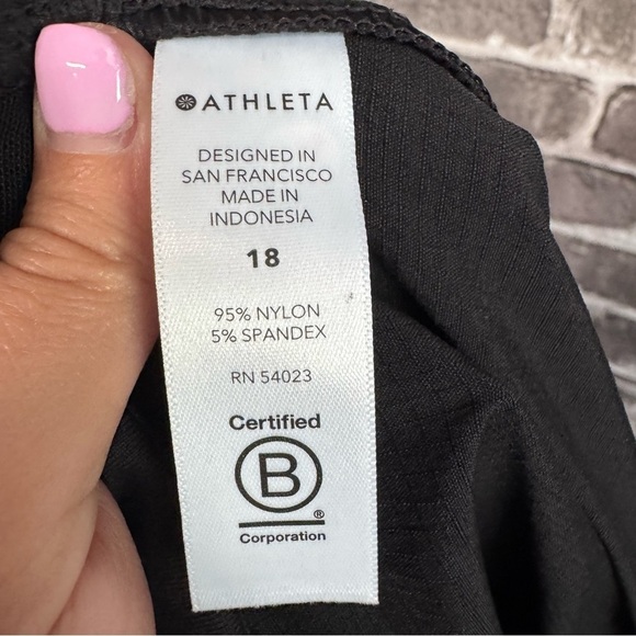NWT Athleta TREKKIE HIKE PANT black - Picture 12 of 13